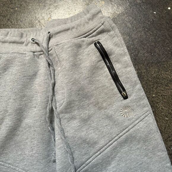 Akademiks Grey Joggers Small Logo Activewear Mens Size Small - Picture 2 of 16